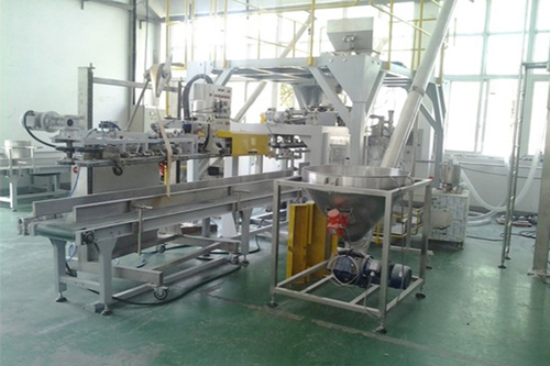 全自动包装机安装现场